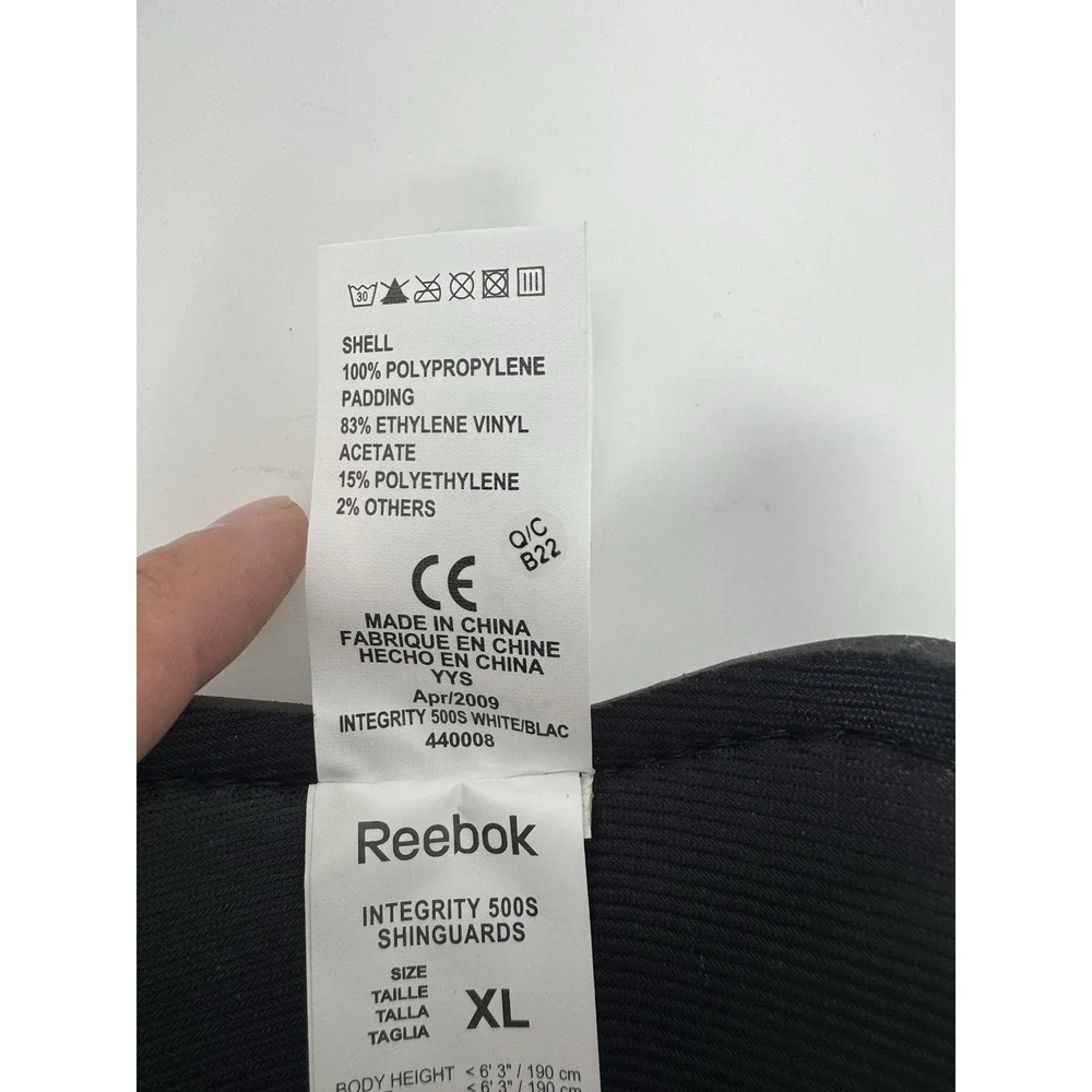 Reebok Men's Shinguards Size XL Black Integrity 500s Soccer